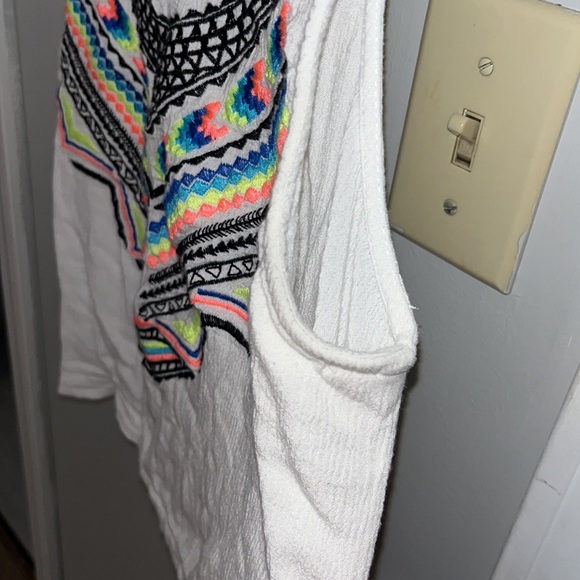 Super cute xhilaration crop top in medium - Picture 4 of 10